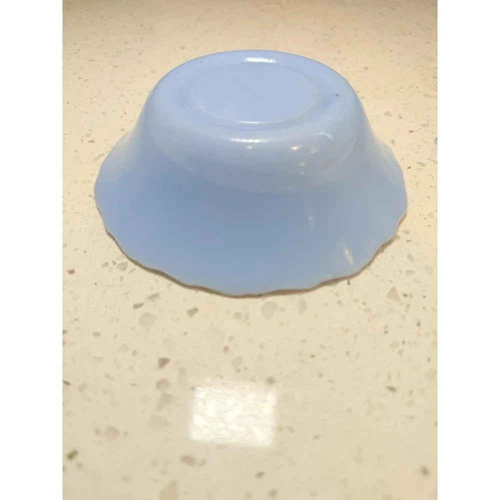 Jeannette Delphite Blue Petal Swirl 5 1/2